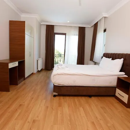 Villa Lal-1 사판자